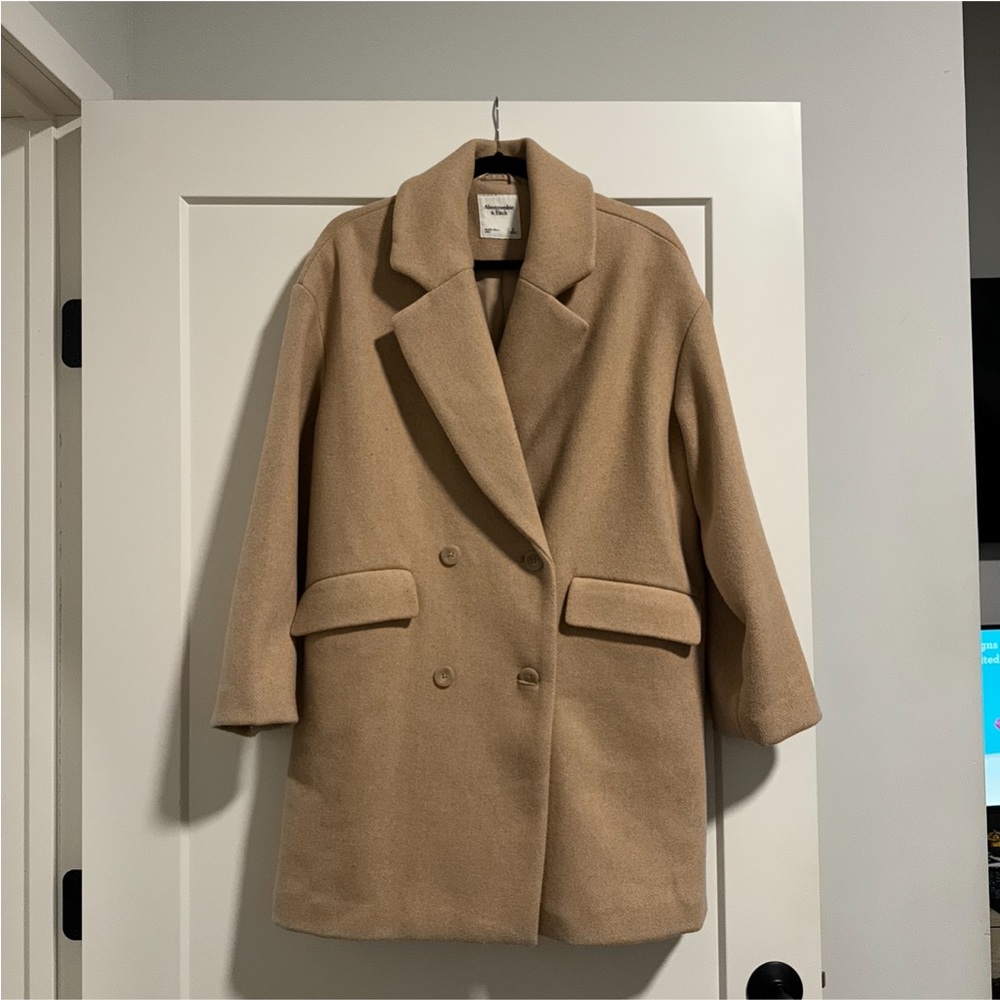 Abercrombie tan dad coat